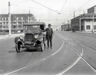 Jewett touring car San Francisco  The significance of the streetcar tracks is lost to the ages